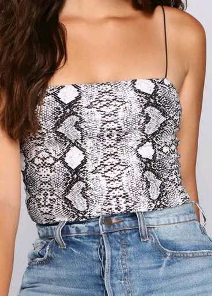 I. Stylish Snake Print Crop Top