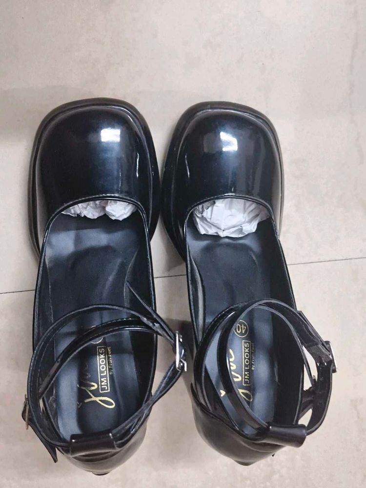 Black Patent Mary Jane Style Heels