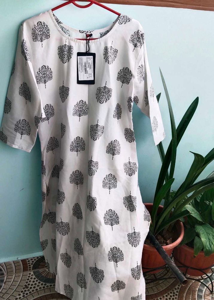 White Kurta with Black Tree Print
