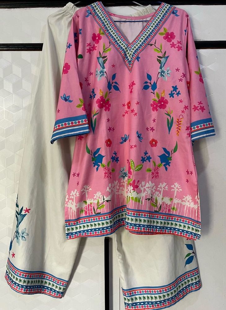 Vibrant Floral Pink Kurta Set