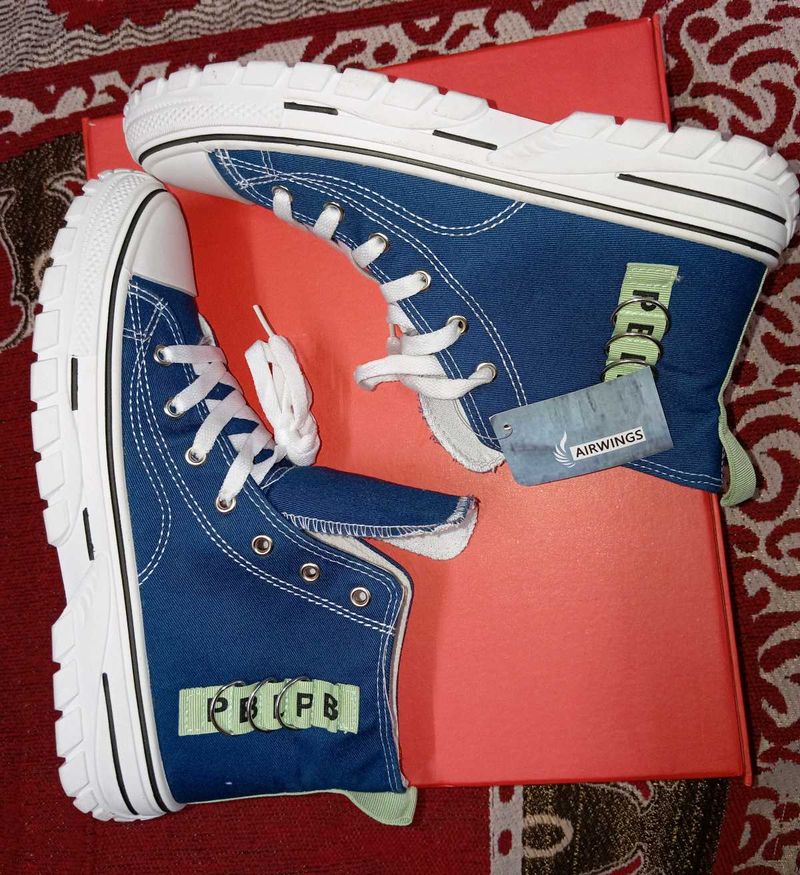 AIRWIGS lace Up Canvas Sneakers