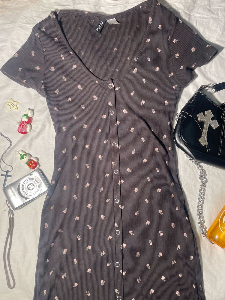 Chic Floral Button-Up Ribbed Dress