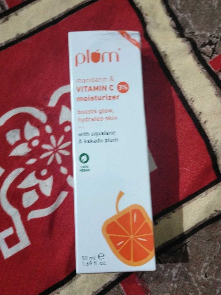 Plum Mandarin &amp; Vitamin C Moisturizer