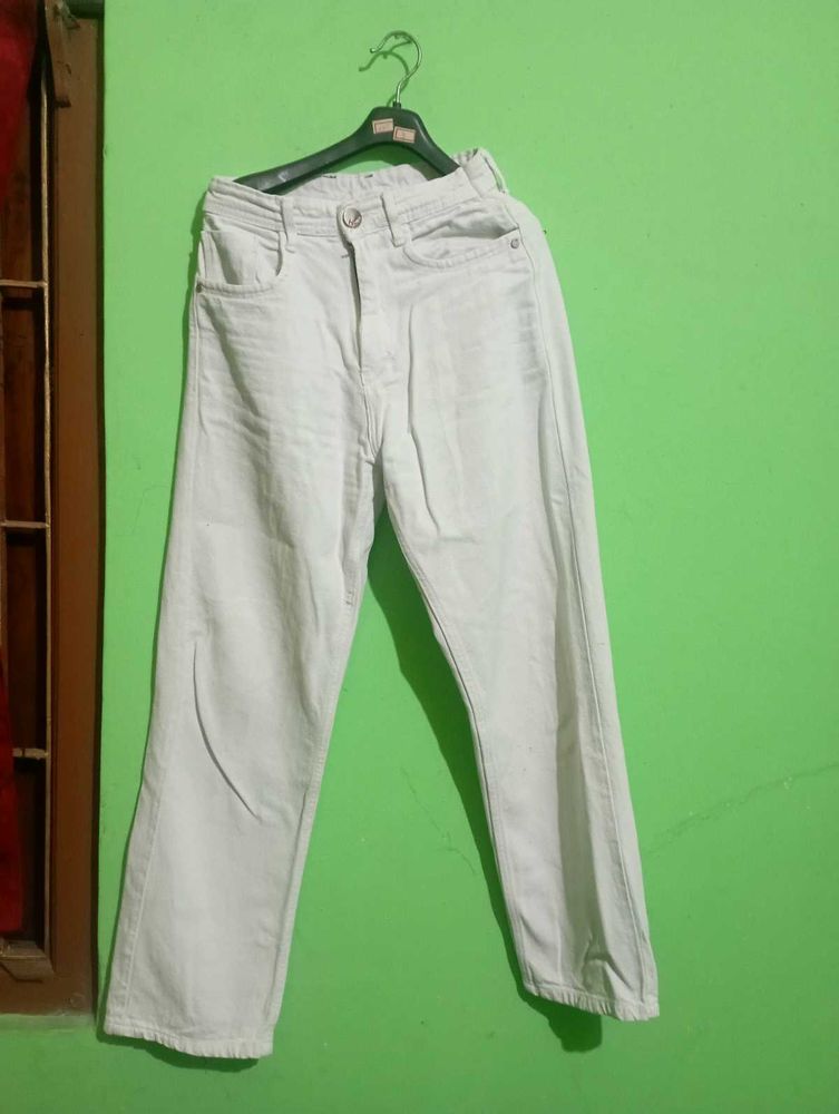 WHITE BAGGY JEAN👖