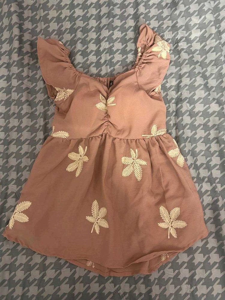 Cute floral top