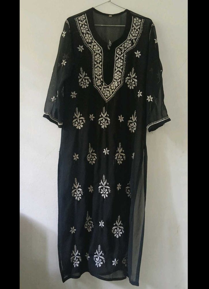 Black Embroidered Kurta