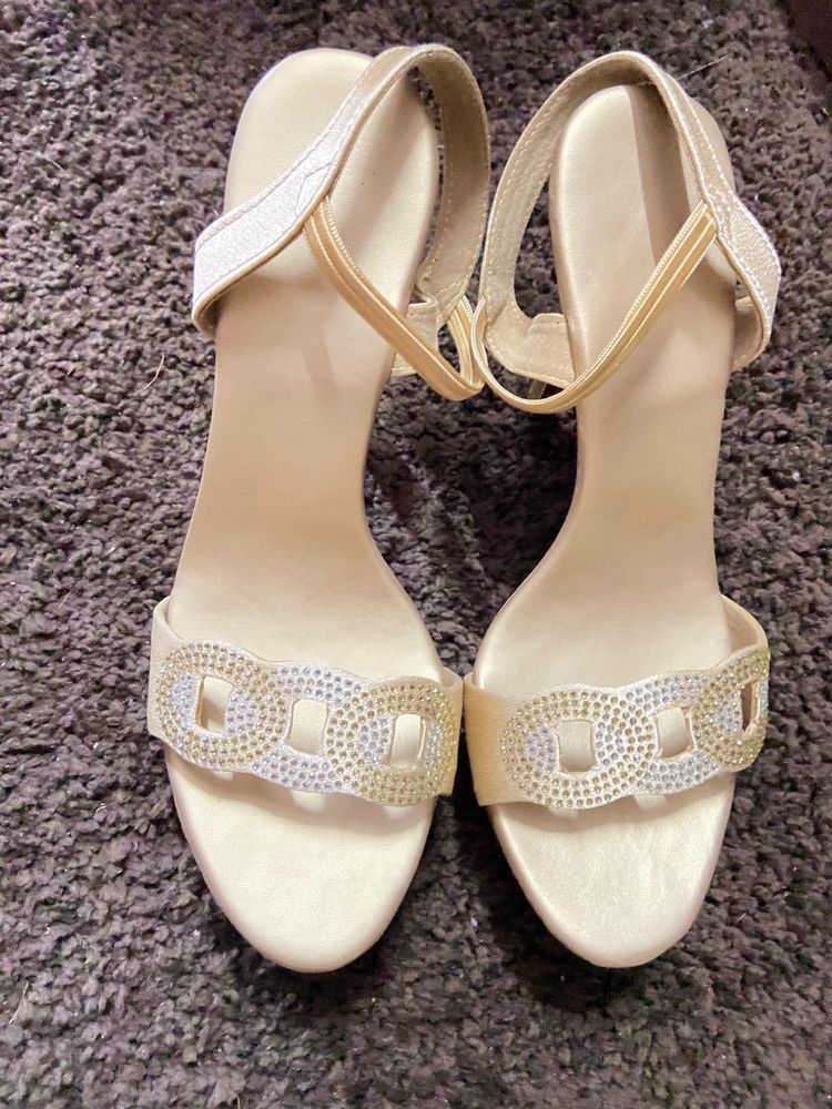 Golden Lightweight New Heels and Rhinestone Detail