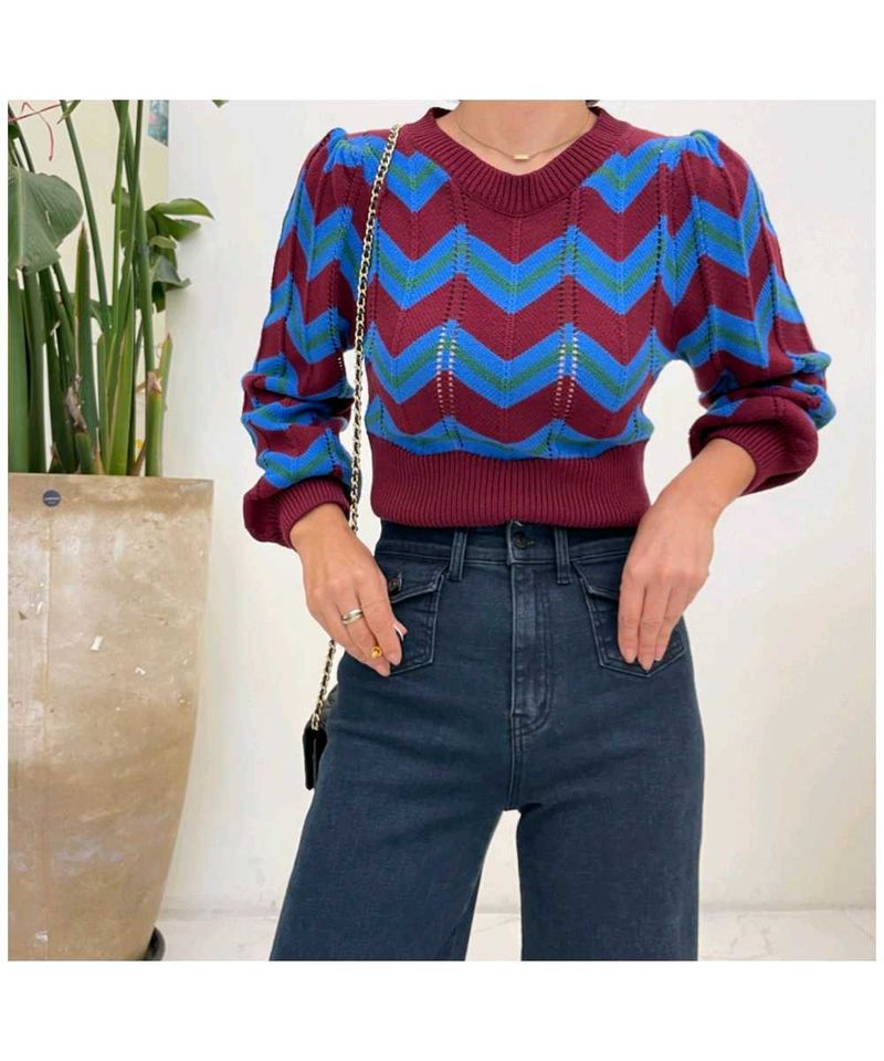 Chic Chevron Knit Cropped Sweater