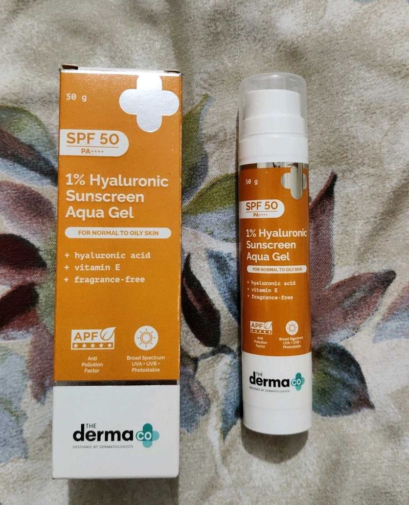 The Derma co 1% Hyaluronic Sunscreen Aqua gel