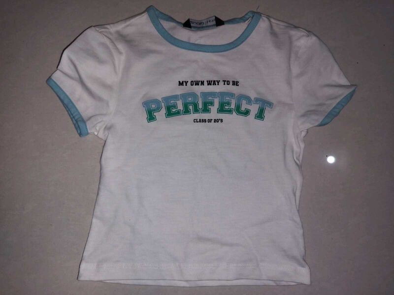 Tshirt Baby Tee