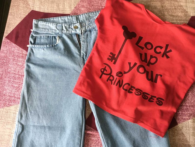 Light Wash Jeans &amp; Graphic Tee Set