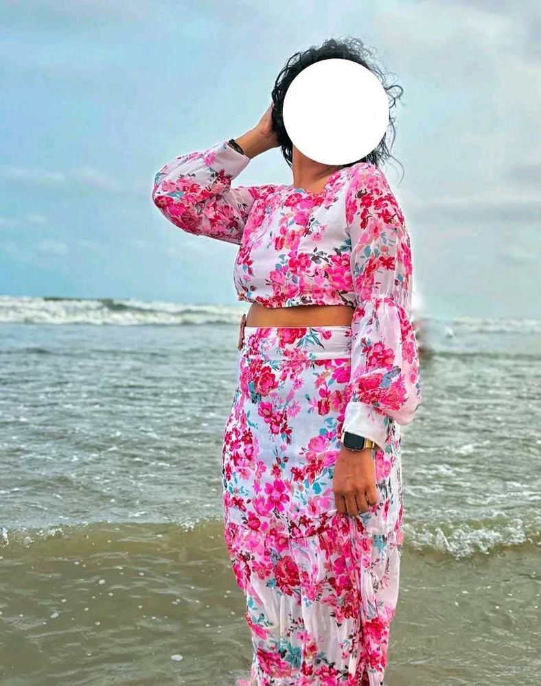 Ashnaina Co-ord Set . Perfect For Beach Wear.