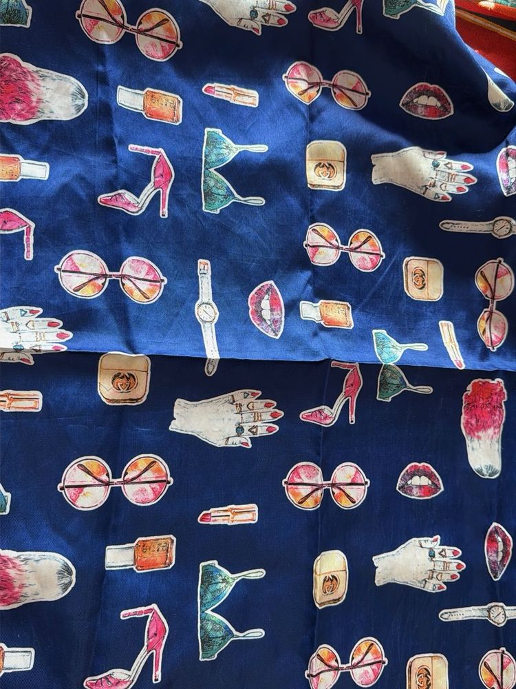 01mtr Chic Blue Fashion Print material