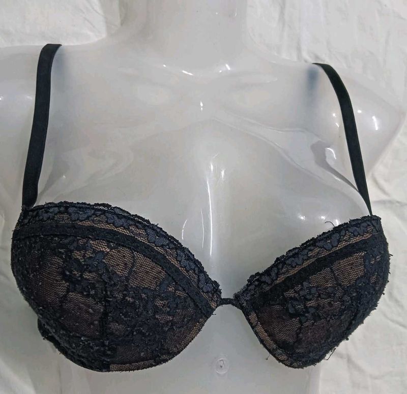 🤎 Elegant Black Lace Bra