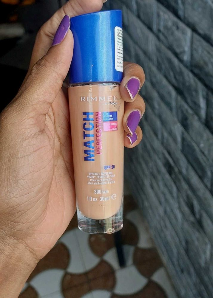 Rimmel London 300 SAND Match Perfection Foundation