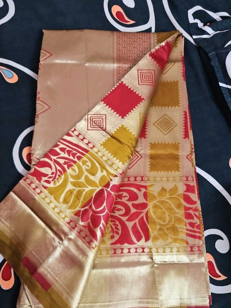 Elegant Silk Saree with Vibrant Motifs