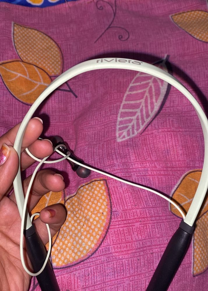 Neck Band