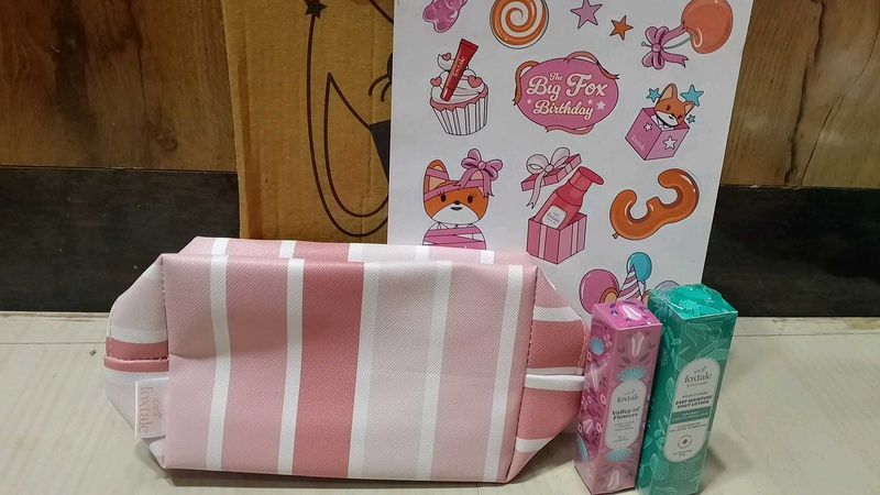 IPSY Makeup Bag &amp; Lotions (DEAL OF THE DAY)