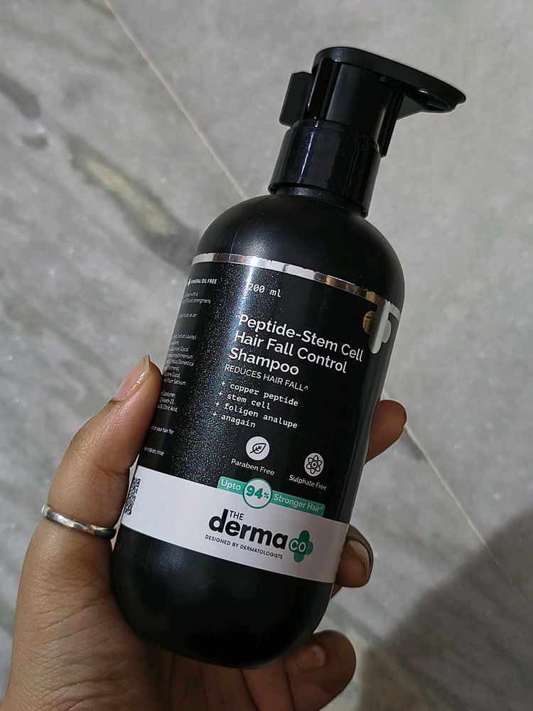 The Derma Co Hair Fall Control Shampoo