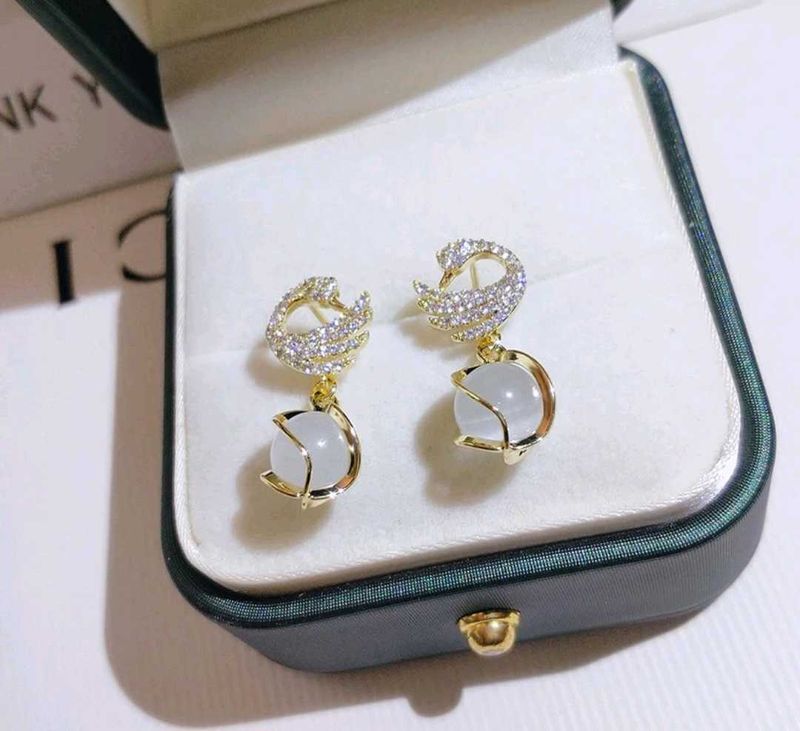 Elegant Swan Drop korean Earrings