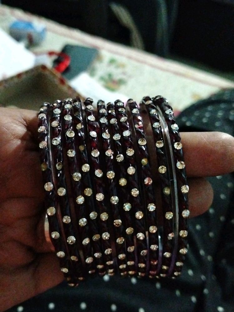 Mehroon Colour Glass Bangles Set