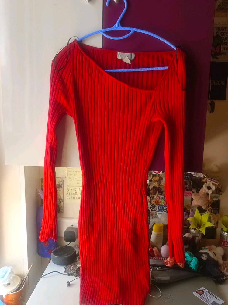 Chic Red Ribbed Bodycon Dress