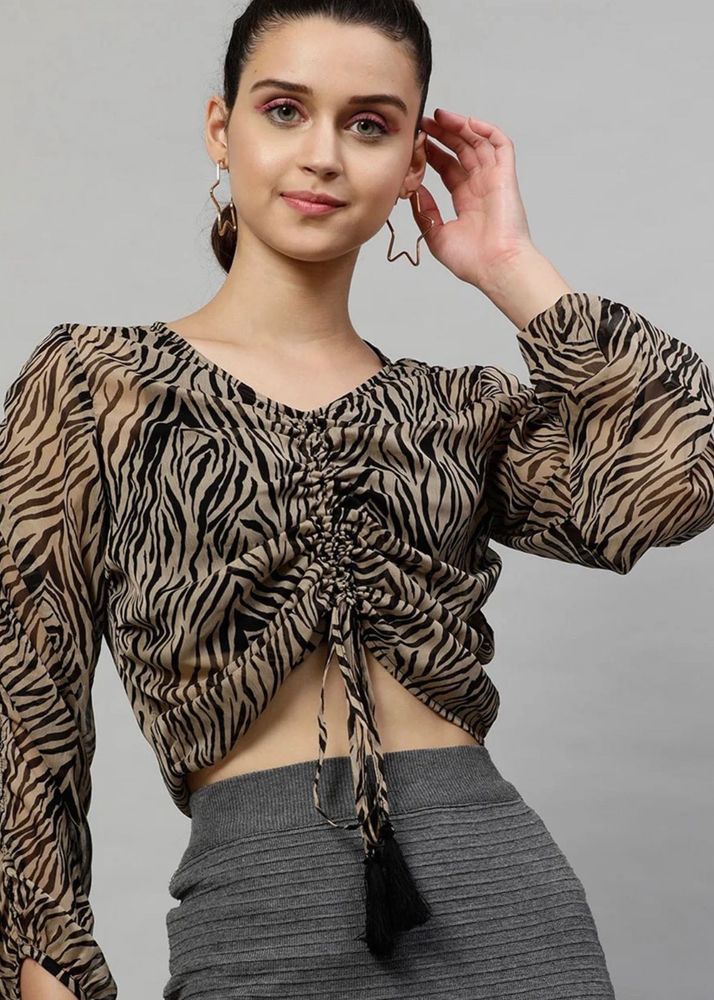 Chic Zebra Print Ruched Crop Top