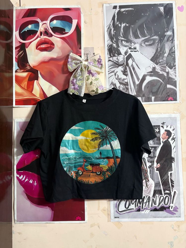 Graphic Print Cropped T-Shirt
