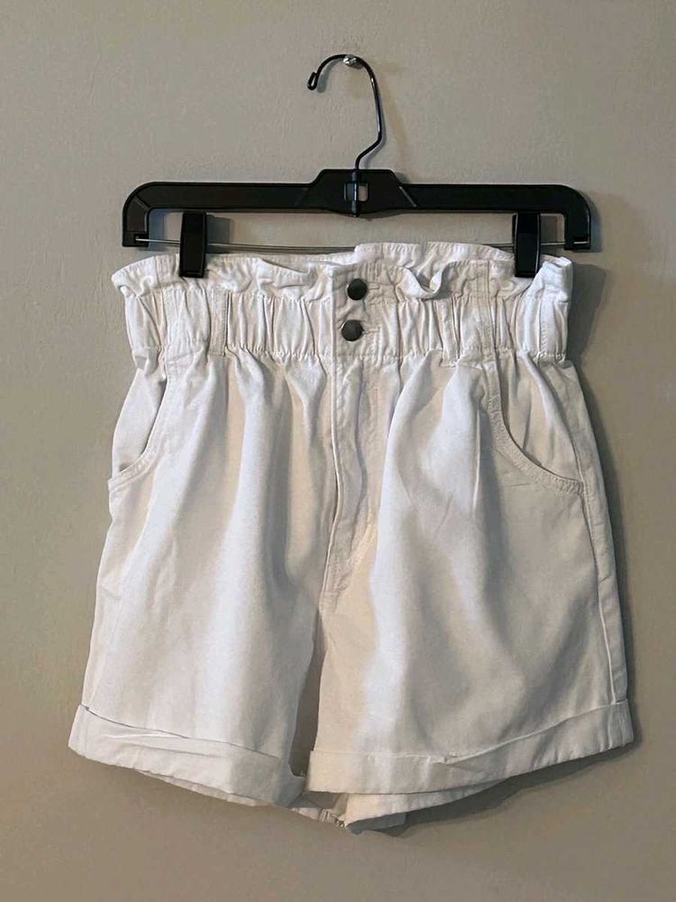 H&amp;M White Paperbag Waist Shorts