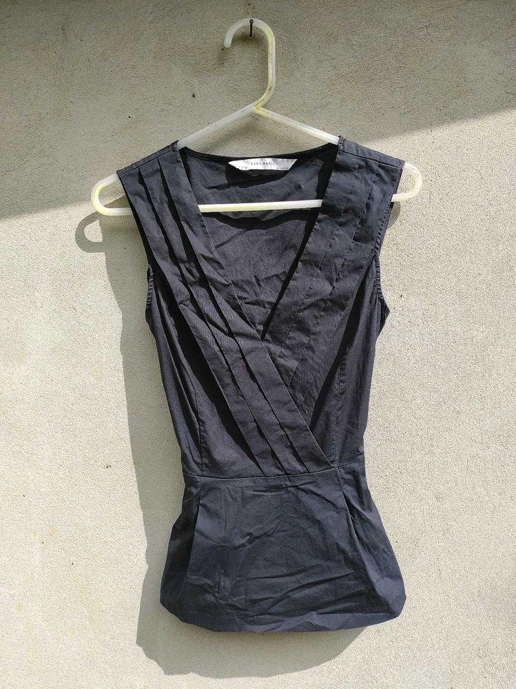 Chic Black Sleeveless Wrap Top