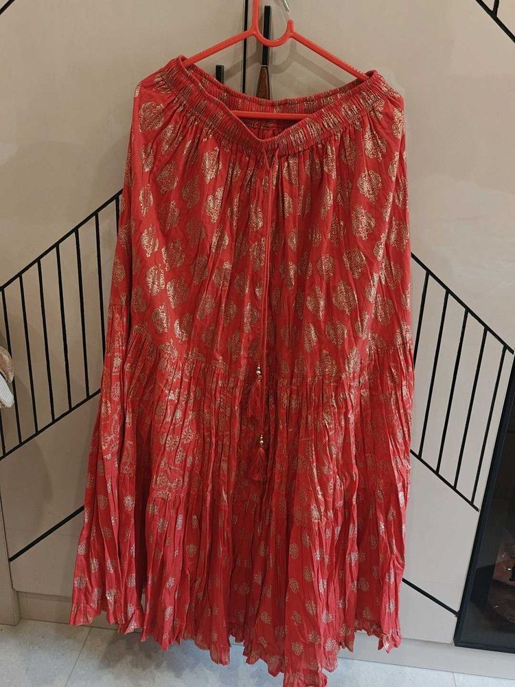 Stylish Red &amp; Gold Ethnic Skirt and dupatta