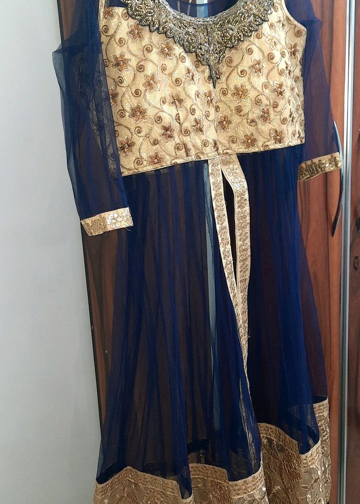 MASTAANI Lehnga