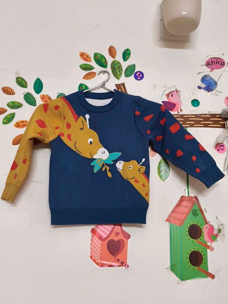 Kookie Kids Brand  Premium Giraffe Graphic Crewnec