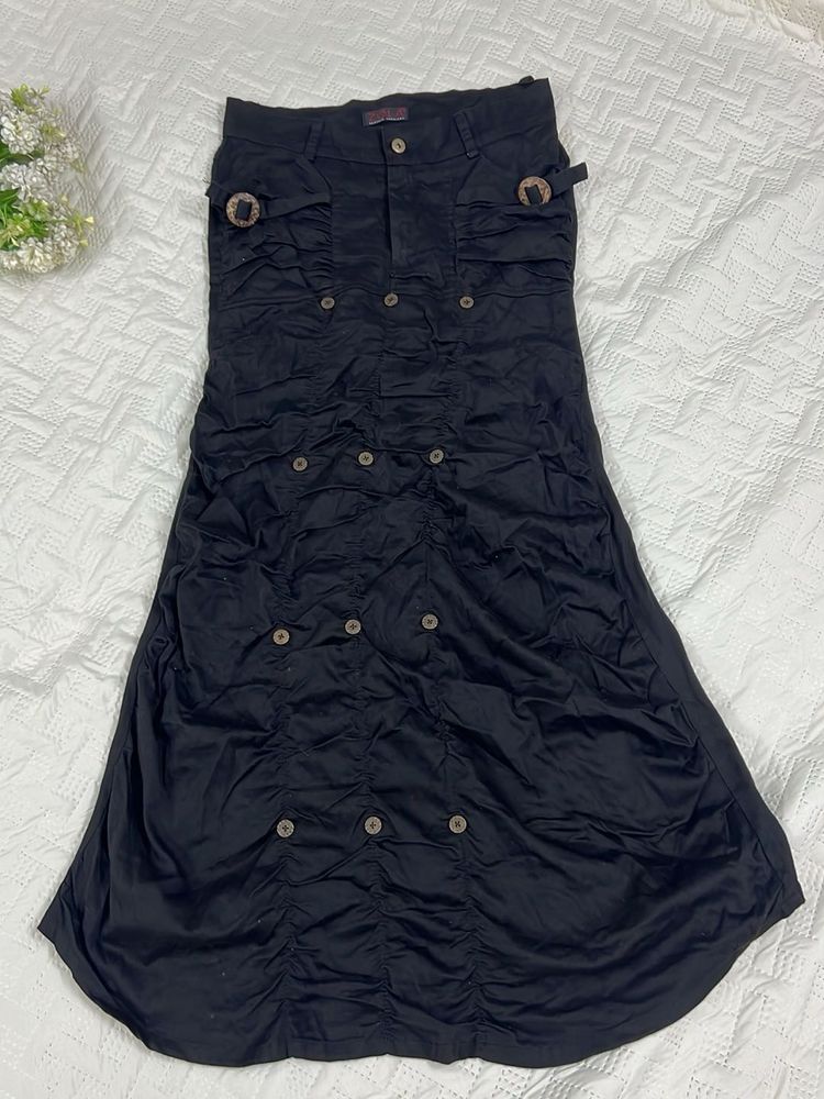 Chic Black Cargo Style Long Skirt