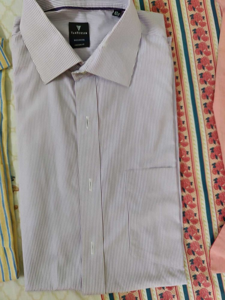 Men's Half Sleeve Shirt - Van Heusen