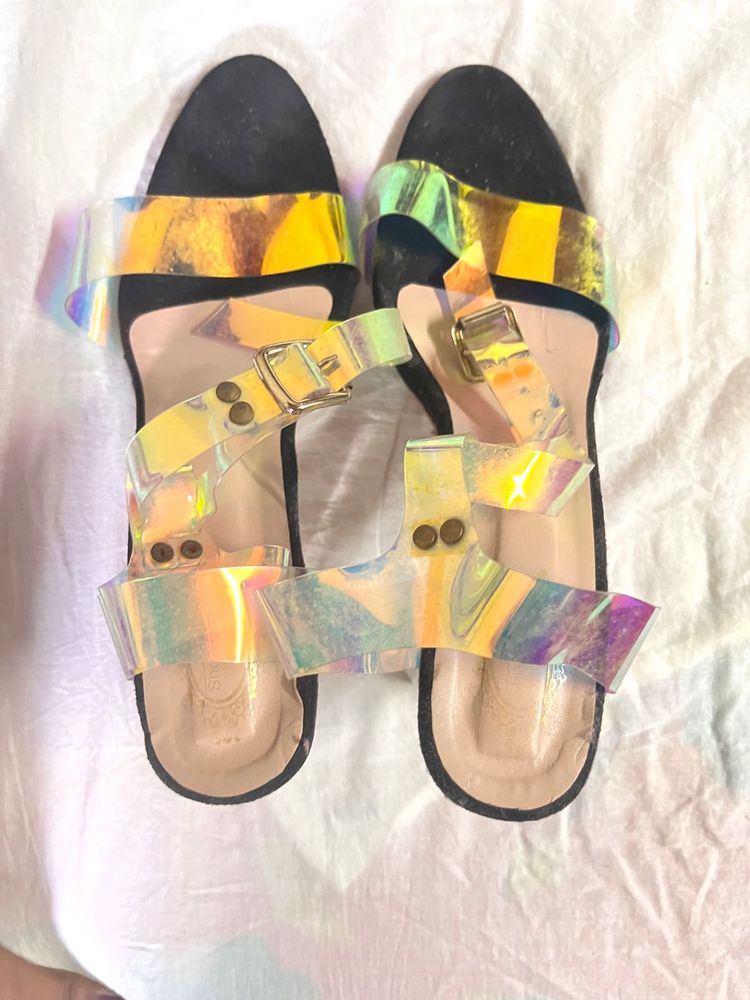 Iridescent Strap Sandals..(it SSS)