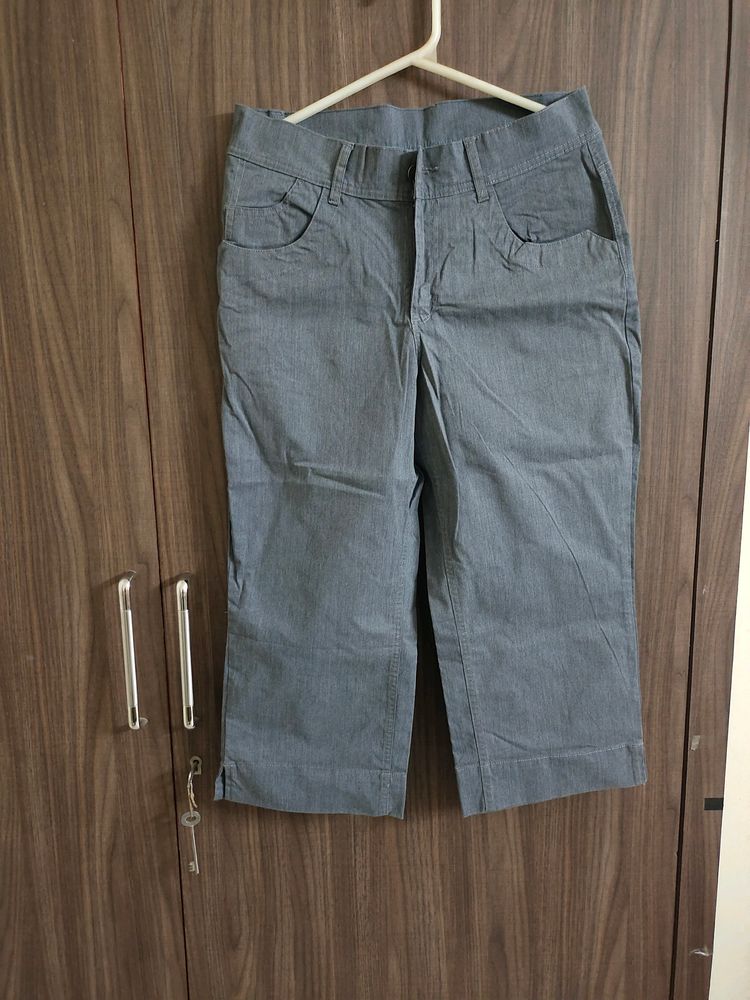 New 3/4th Cotton Pant -grey