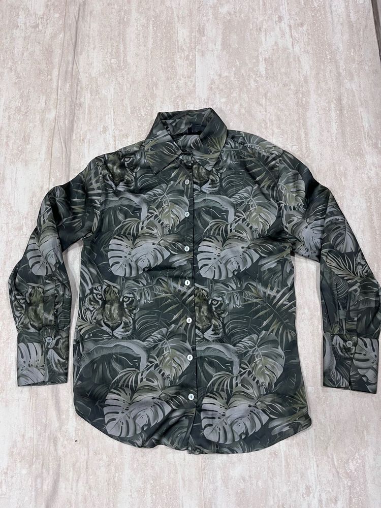 women’s Tropical Tiger Print Shirt