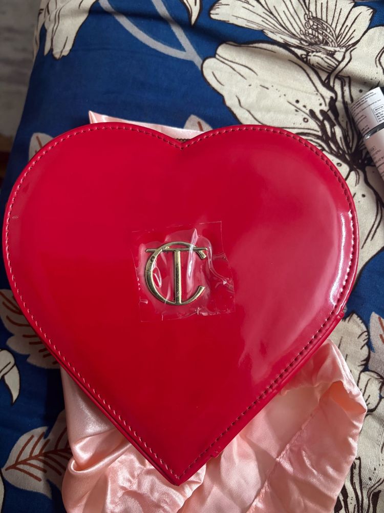 Cute Heart Shaped Red Clutch Bag