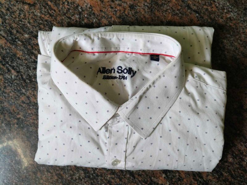 Shirt With Full Sleeve