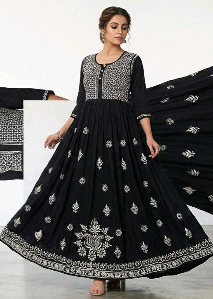 Embroidered Black Casual Dress