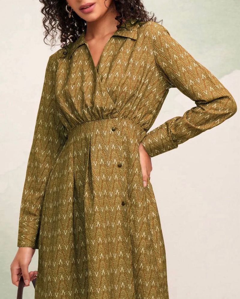 pretty midi dress