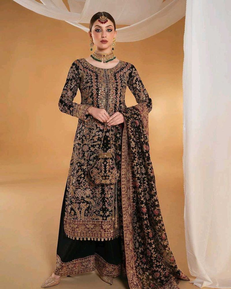 Women’s Black Heavy Embroidered Lehenga Suit Set w