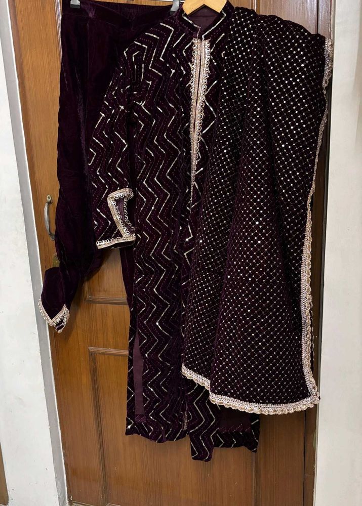 🆕Velvet Kurta Set with Dupatta