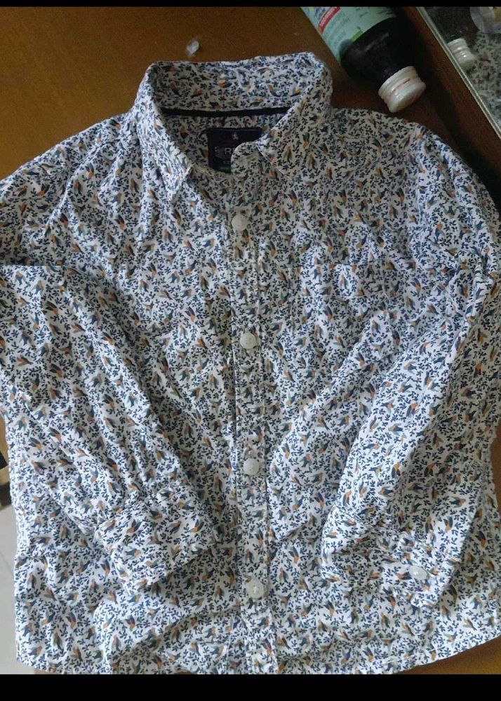 Men's Floral Print Button-Down Shirt