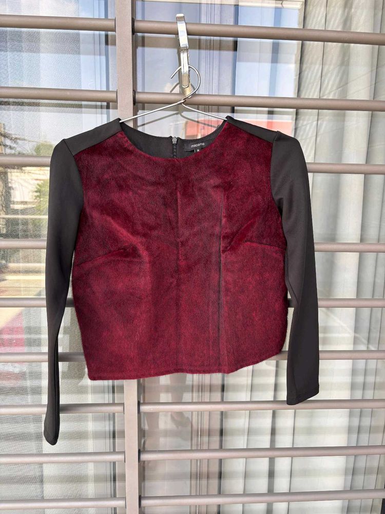 Chic Burgundy &amp; Black Long Sleeve Top