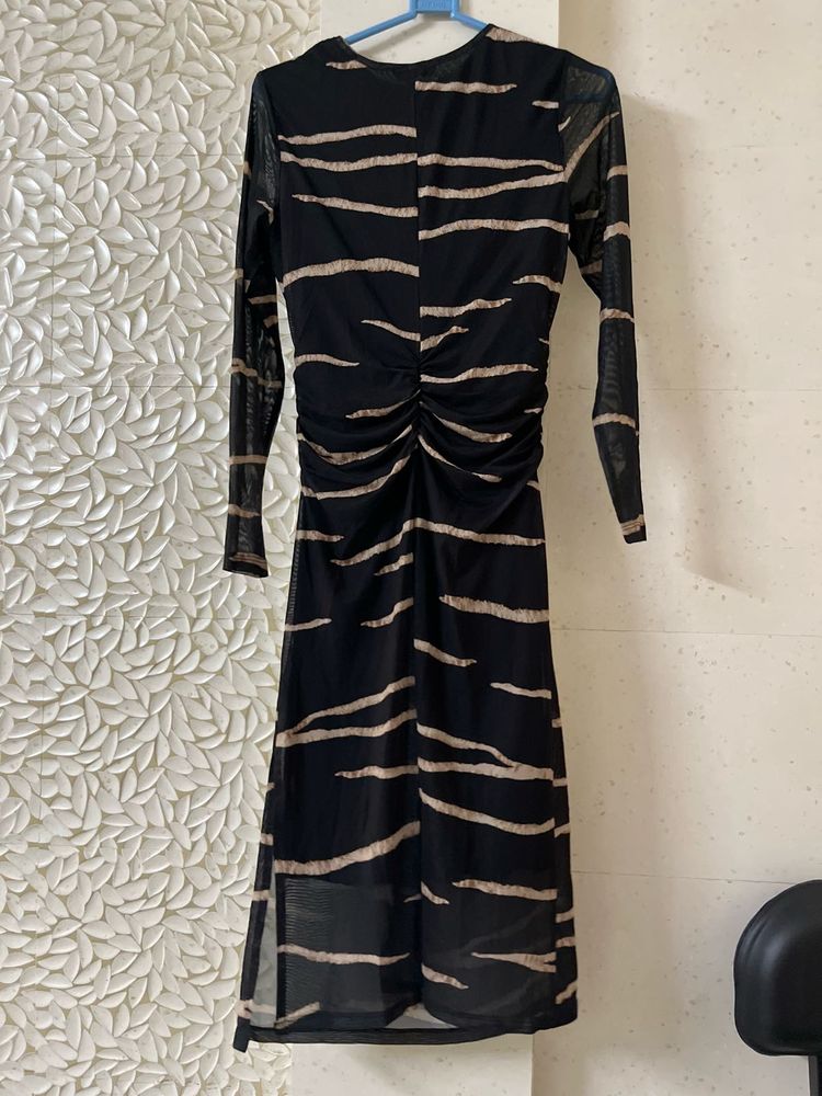 Chic Black &amp; Beige Striped Mesh Dress