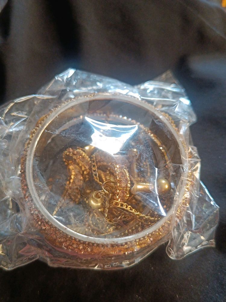 Latkan Bangles