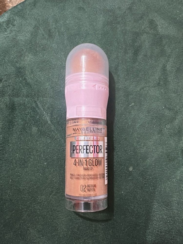 Maybelline Perfector 4-in-1 Glow Makeup