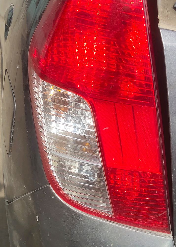 Hundai I10 Era Back Light (Left And Right Side)